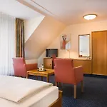 Garner By Ihg Hotel 3*