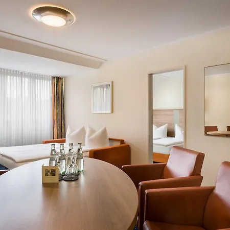 Garner By Ihg Отель 3*