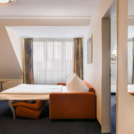 Отель Garner By Ihg 3*