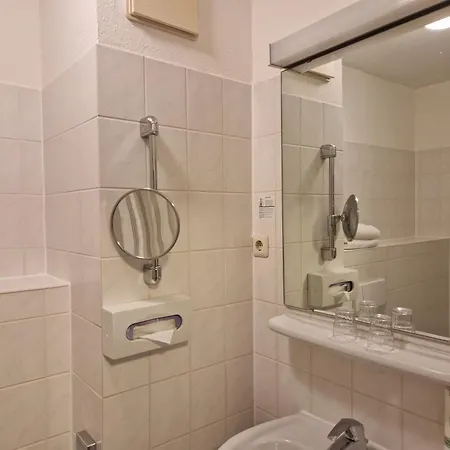 Garner By Ihg 3*