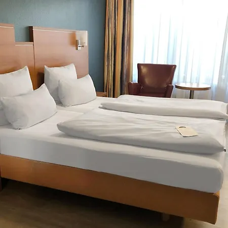Garner By Ihg Hotel 3*