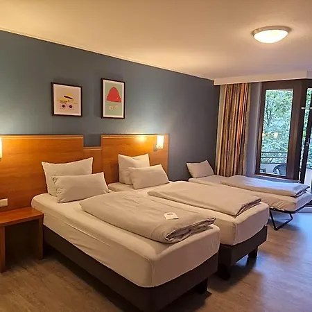 Hotel Garner By Ihg 3*