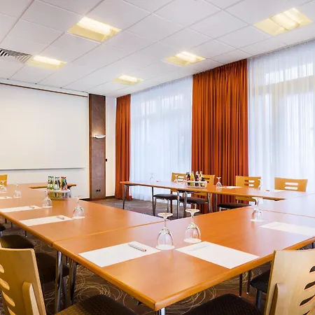 Hotel Garner By Ihg 3*