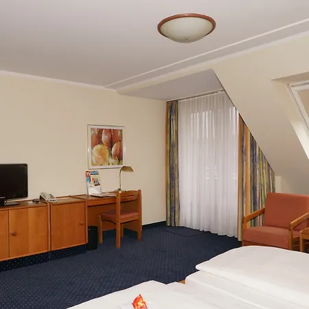 Hotel Garner By Ihg 3*