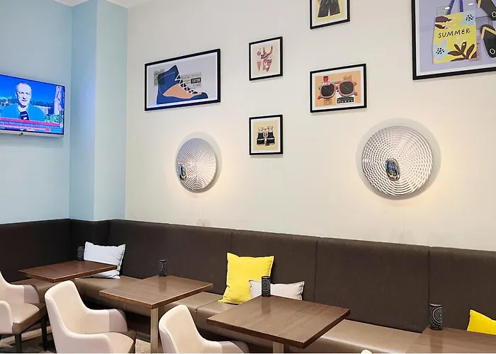 Garner By Ihg מלון