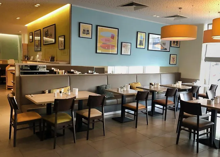 Hotel Garner By Ihg 3*