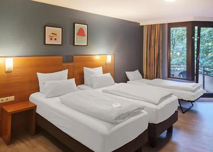 Garner By Ihg Отель